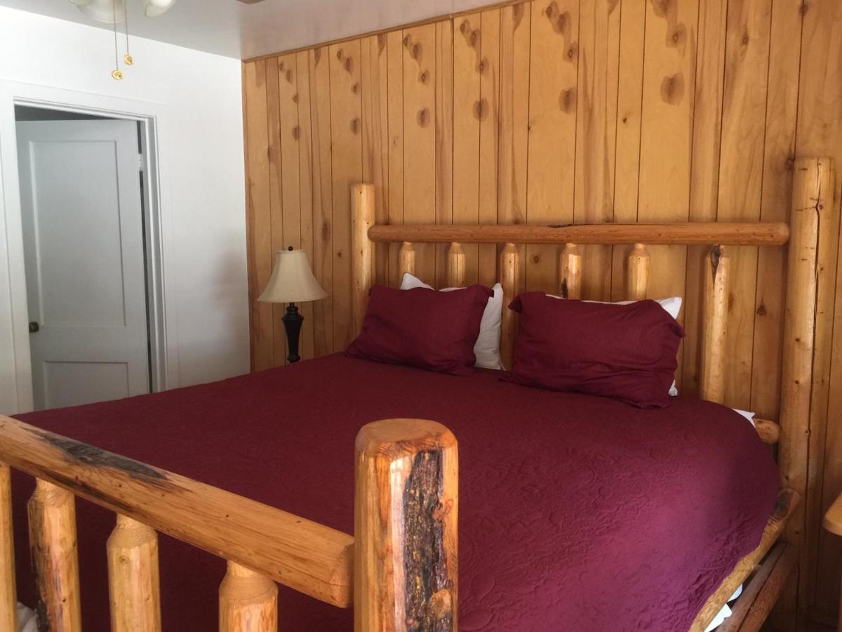 Dunsmuir Lodge Luaran gambar