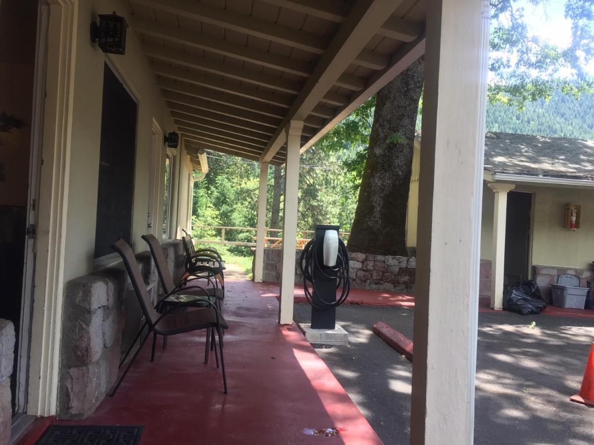 Dunsmuir Lodge Luaran gambar
